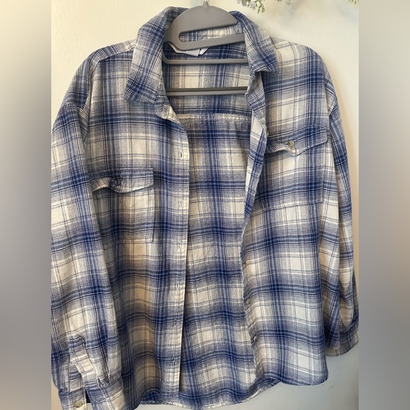 (A59)Old Navy | The boyfriend Plaid Flannel - Picture 3 of 6